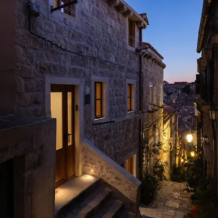 Old Town Olive Luxury For 2 * 두브로브니크