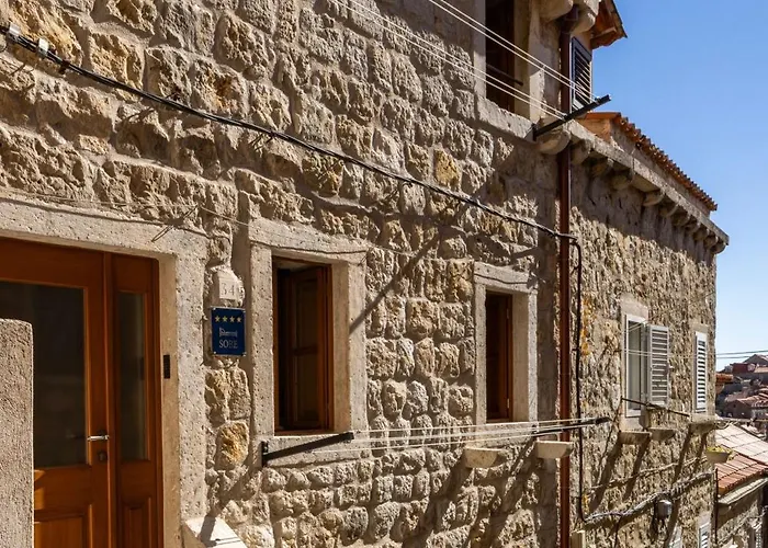 아파트 Old Town Olive Luxury For 2